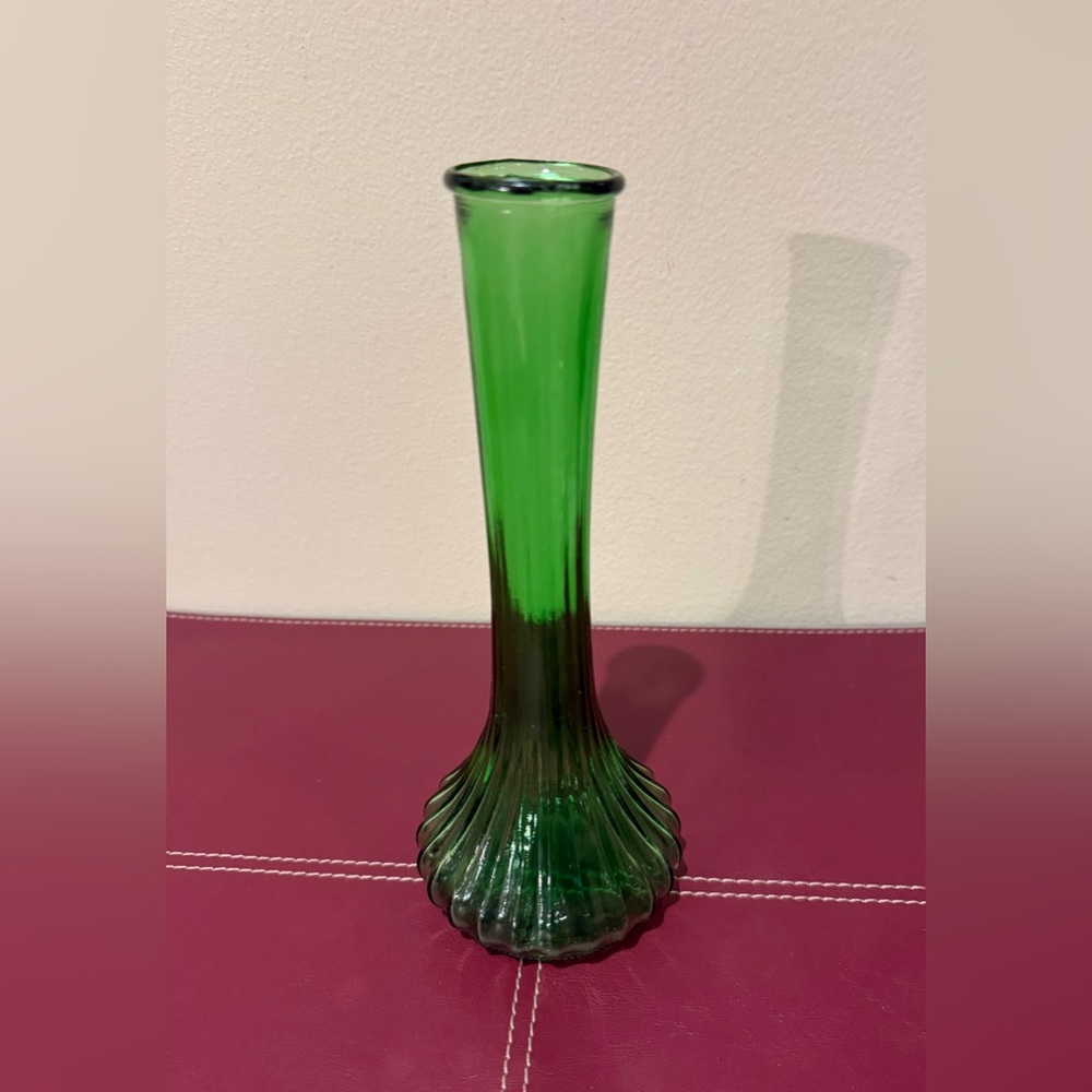 Hoosier Glass Emerald Green Vase #4